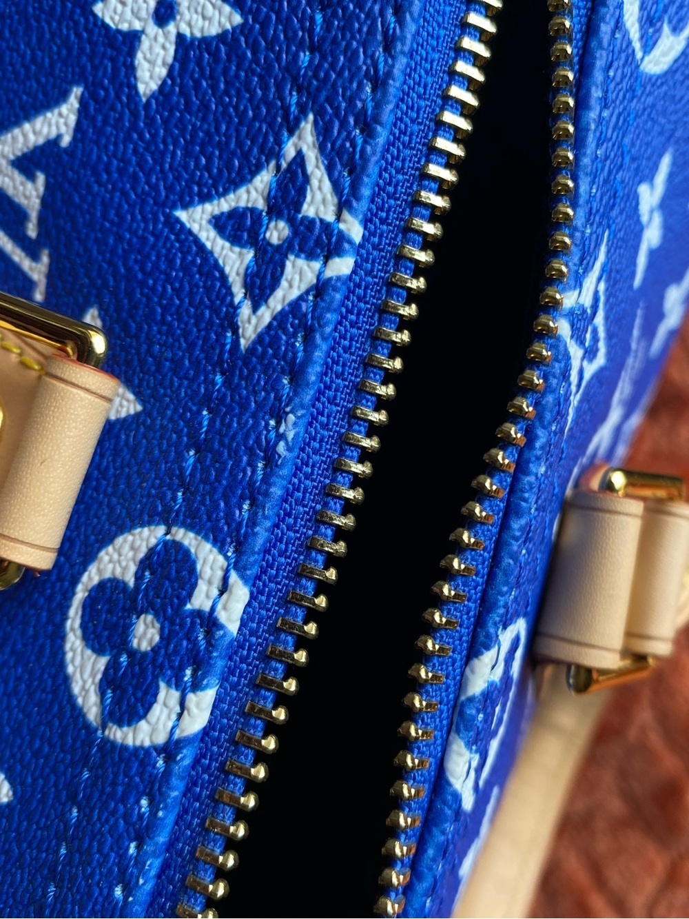SHOULDER BAG - Picture 15 of 16